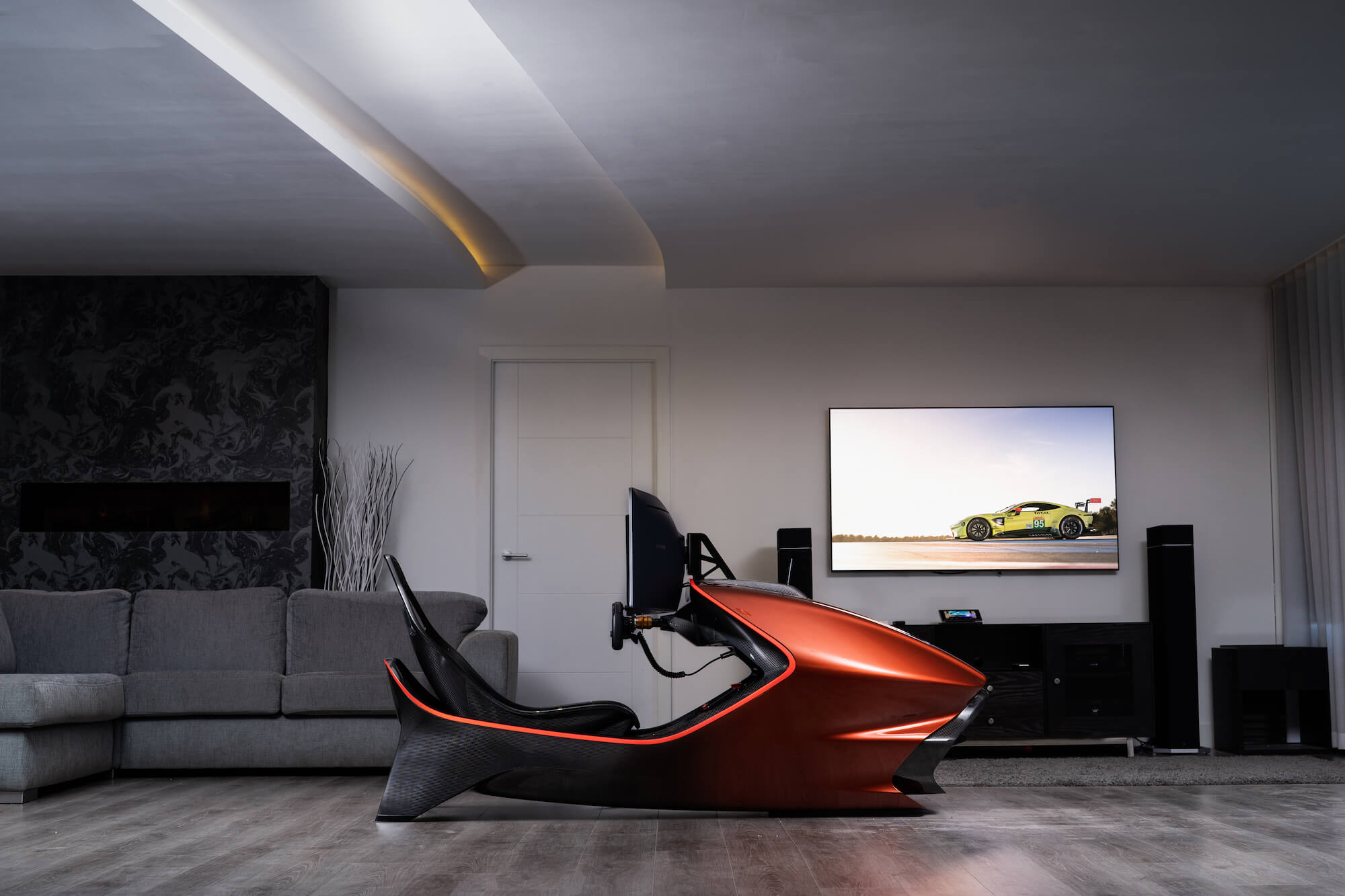A TIME – ASTON MARTIN—MAGAZINE